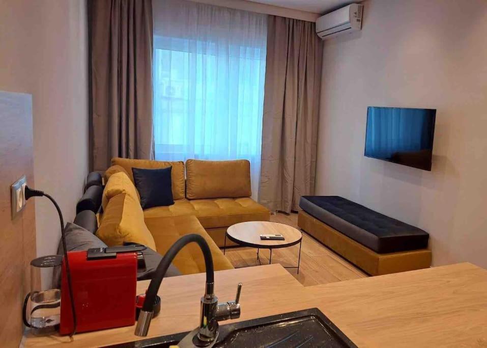 Royal Blue Grand Suite No 4 Piraeus Port Екстериор снимка